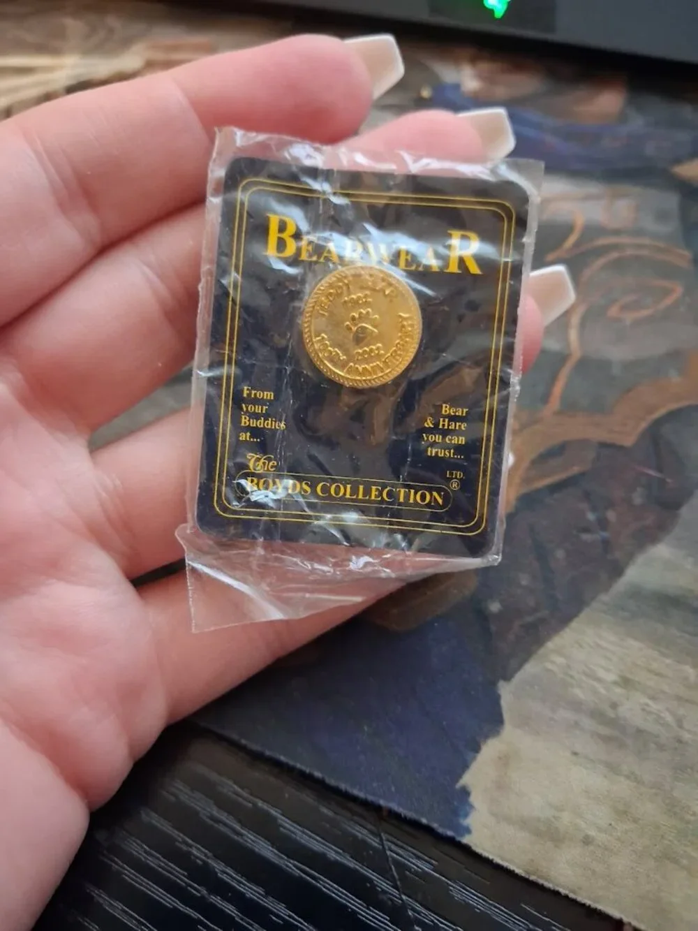 Boyd's Bears Bearwear pin